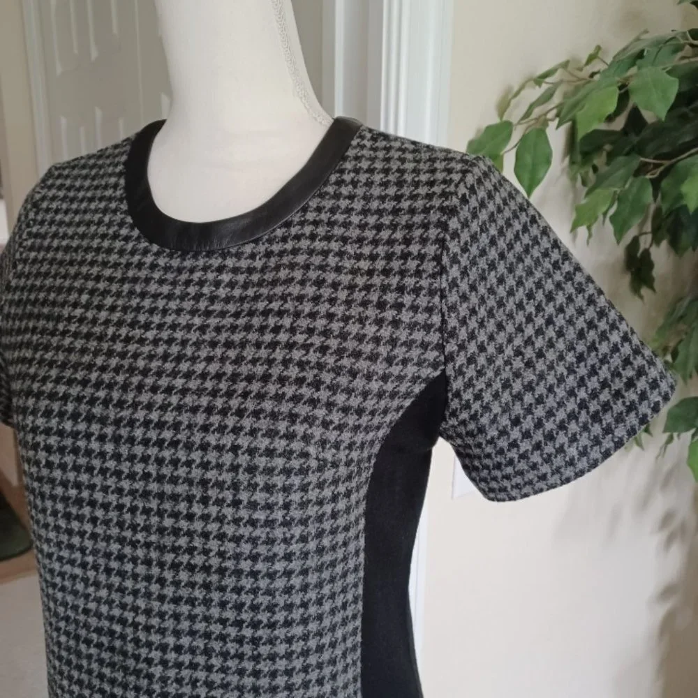 LIKE NEW! J. Crew Black & Gray Wool Houndstooth Side Panel Dress Size 4
